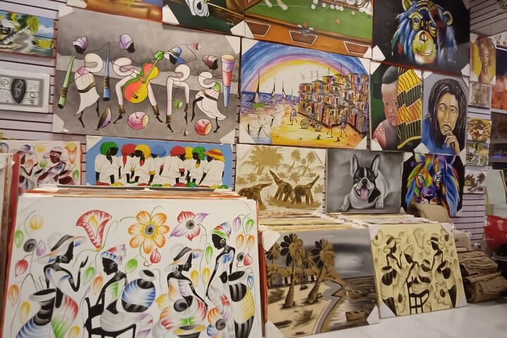 Punta Cana World Mart Souvenirs Guided Tour: Local Crafts & Tastings photo 4