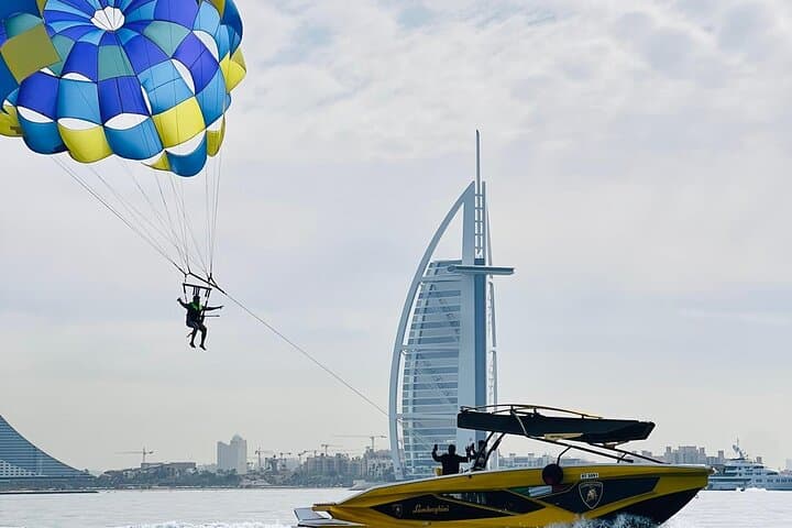 Parasail Dubai: 30-Min Flight Over Burj Al Arab, Dubai Marina & Palm Jumeirah