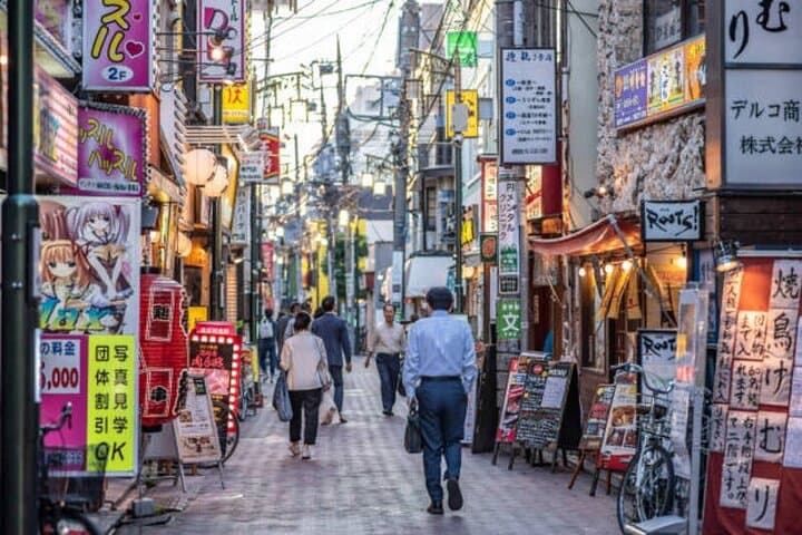Koenji, Tokyo: Vintage Streets, Shrines & Local Coffee Walk photo 4