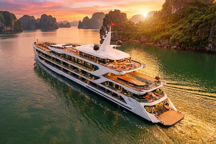 Azura Cruise: 2-Day 6-Star Halong & Lan Ha Bay Luxury Overnight photo 1