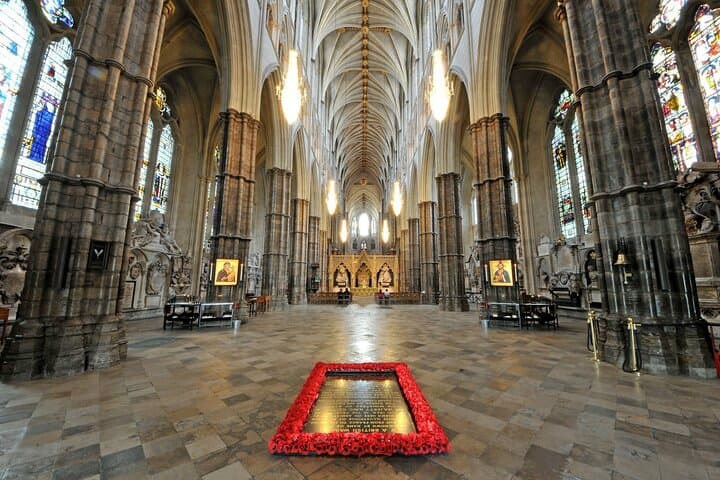 Westminster Abbey Entry & Big Ben Guided Walk — Thames Views and Royal History photo 3