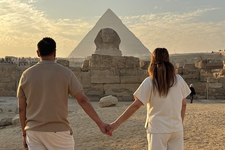 Giza Pyramids & Sphinx Mobile Photoshoot Tour with Expert Guide photo 5