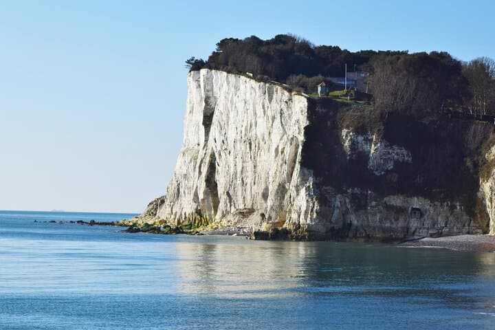 Dover White Cliffs & Canterbury Shore Excursion — Guided Minibus Tour from Port
