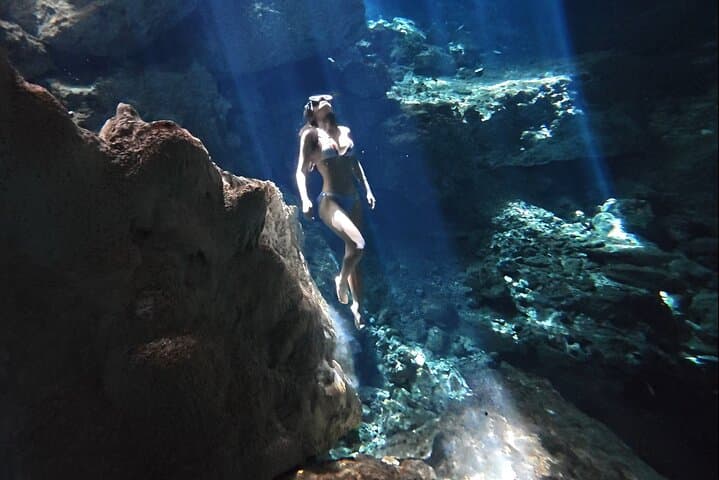 Underwater Cenote Photo Shoot near Playa del Carmen photo 3