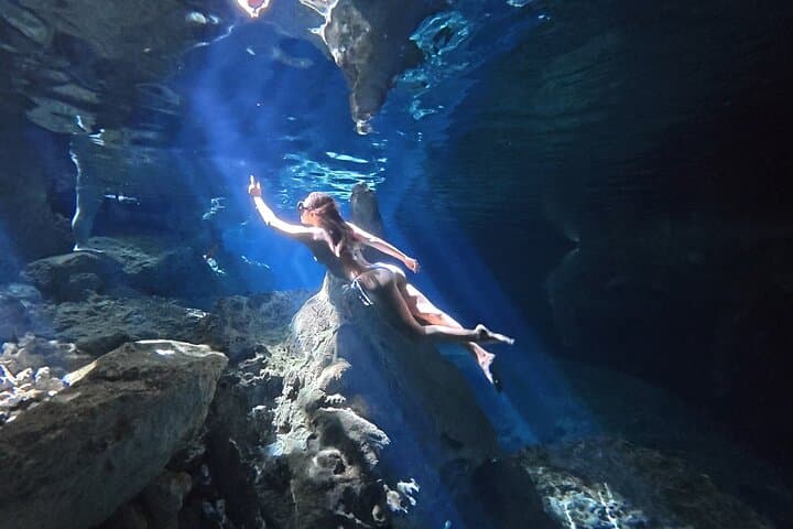 Underwater Cenote Photo Shoot near Playa del Carmen photo 4