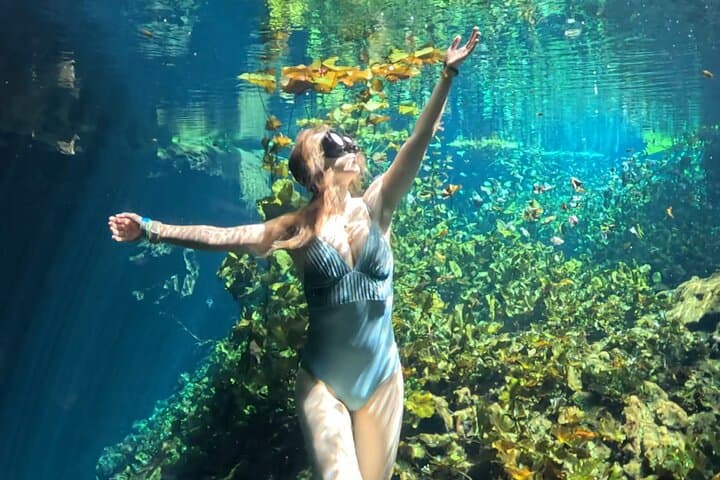 Underwater Cenote Photo Shoot near Playa del Carmen photo 6
