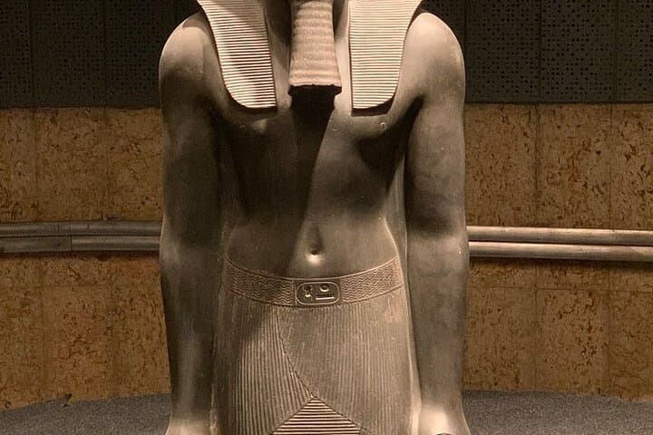 Private Luxor Tour: Karnak Temple, Luxor Museum & Illuminated Luxor Temple