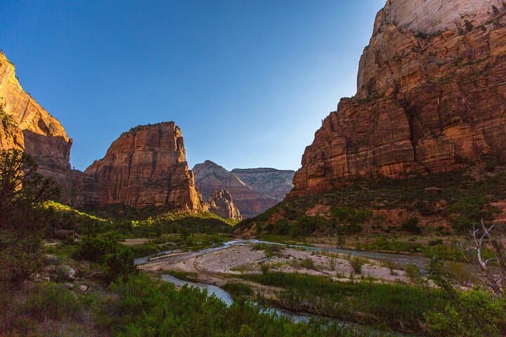 Self-Guided Road Trip from Las Vegas to Zion National Park: Scenic Drives & Hidden Canyons photo 5