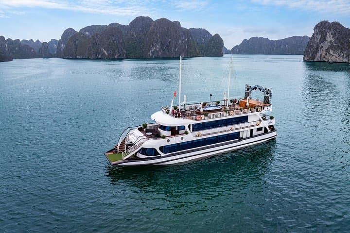 Halong Bay Luxury Day Cruise: 6-Hour Trip to Surprising Cave & Titop Island photo 1