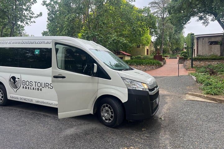 McLaren Vale Wine Tour with d'Arenberg Cube: 4 Tastings & Lunch photo 5