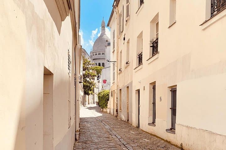 Paris Sidecar Tour: Explore Unseen Neighborhoods by Vintage Sidecar photo 2