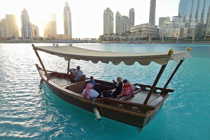Front-Row at the Dubai Fountain: Traditional Abra Lake Ride photo 4