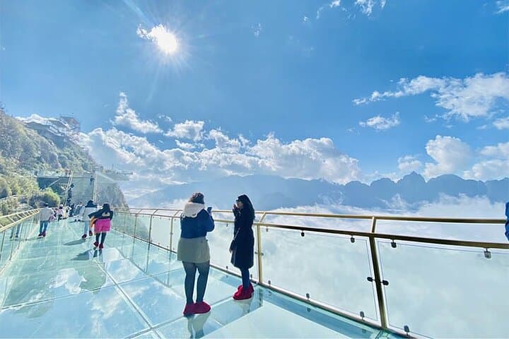 Sapa Glass Bridge & Silver Waterfall Half-Day: O Quy Ho Pass Panoramic Experience photo 3