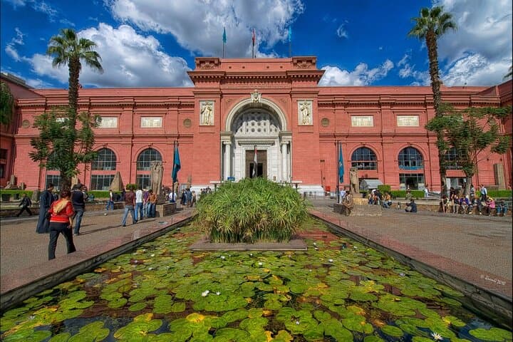 4-Day Cairo City Break: Private Tour to the Pyramids, Egyptian Museum & Old Cairo