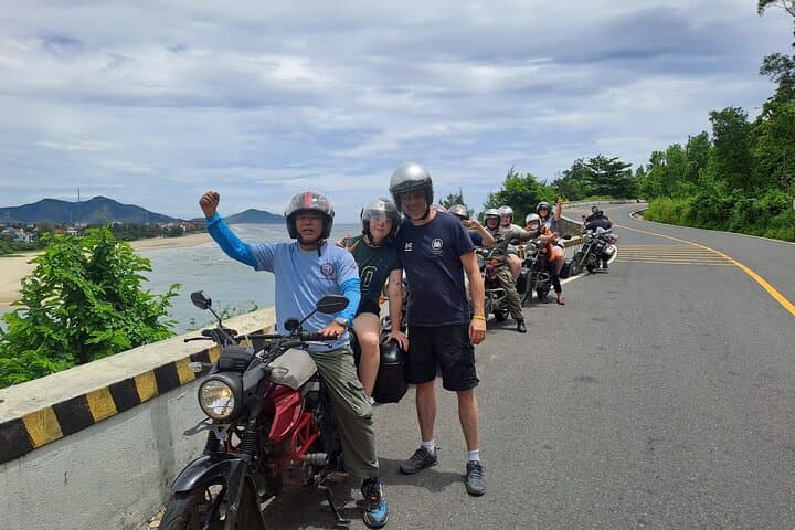 Hai Van Pass Motorcycle Tour: Scenic Hoi An to Hue One-Way Loop
