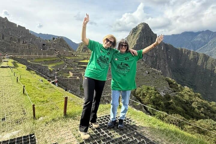 Private Machu Picchu Tour Guide Service — Guided 2–3 Hour Visit from Aguas Calientes