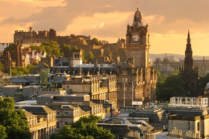 Self-Guided Edinburgh Walking Tour — Explore the Royal Mile & Castle by Mobile App photo 6