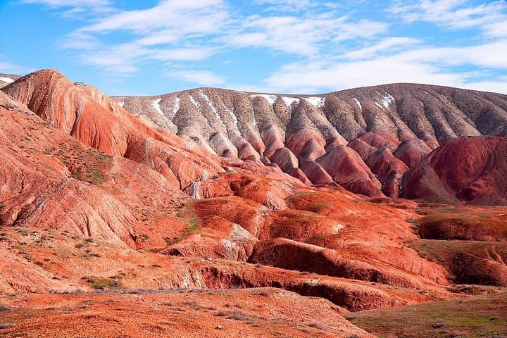 Guba & Khinaliq Day Tour: Candy Cane Mountains, Off‑Road Adventure and Homemade Mountain Lunch photo 2