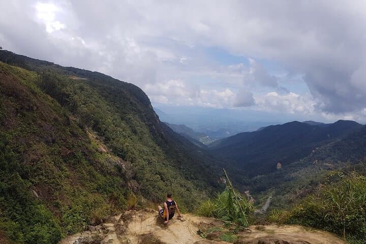 Private Nha Trang Half-Day: Po Nagar, Long Son & Hon Chong photo 4