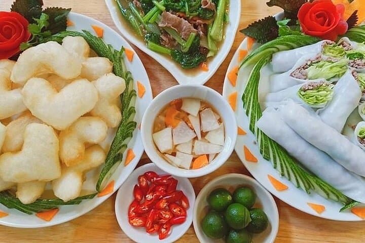 Hanoi Jeep Food Tour: Evening Eats, Landmarks & Egg Coffee photo 2