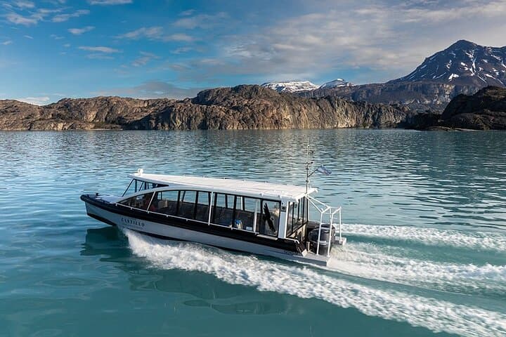 Full-Day Cerro Castillo Adventure from El Calafate — Lake Crossing, 4x4 & UTV photo 3