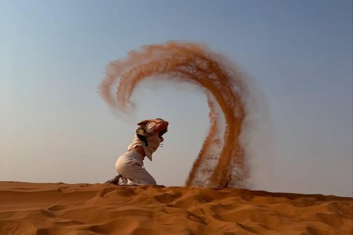 VIP Red Dune Desert Safari with BBQ Dinner in Dubai — 4x4 Dune Bashing & Sunset Experience photo 2