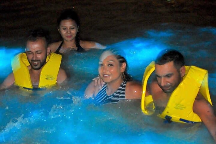 Montego Bay Luminous Lagoon Night Swim: Shared Guided Tour