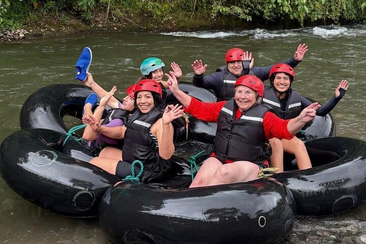 Mindo Cloud Forest Full-Day Tour from Quito: Hummingbirds, Waterfalls & Chocolate photo 6