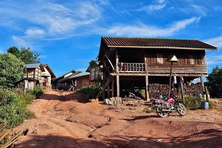 Vientiane to Vang Vieng Day Trip: Blue Lagoons, Nam Xay Viewpoint & Balloon Options photo 3