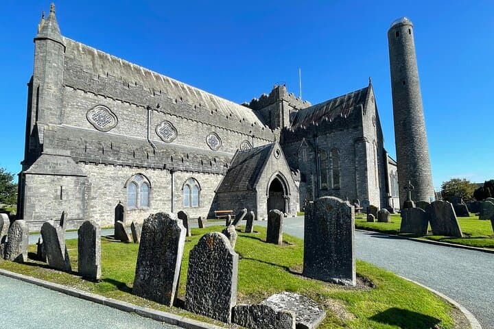 6-Day Private Driver Tour of Ireland from Dublin — Luxury MPV XL photo 5