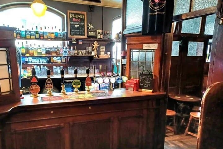 Bath Guided Walk: Georgian Sights & Historic Pubs (3-Hour Tour) photo 3