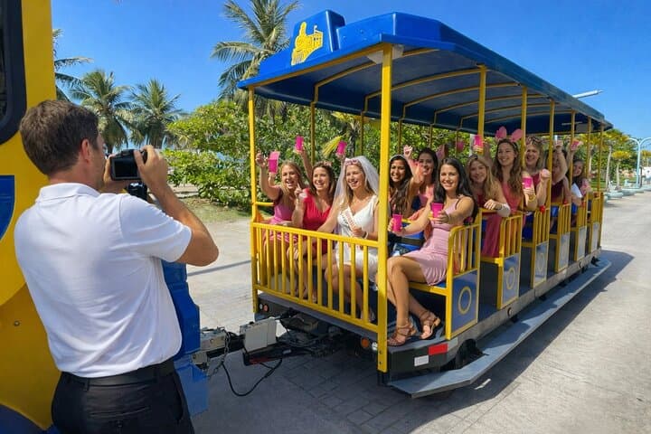 Old San Juan Trolley and Sightseeing Tour: Guided Historic City Highlights