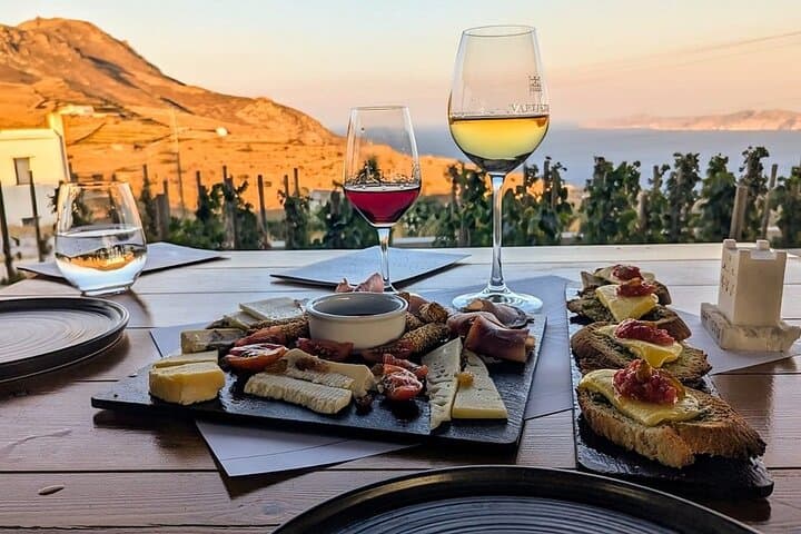 Winery Tour and Tasting in Tinos: Meet the Winemaker in Steni