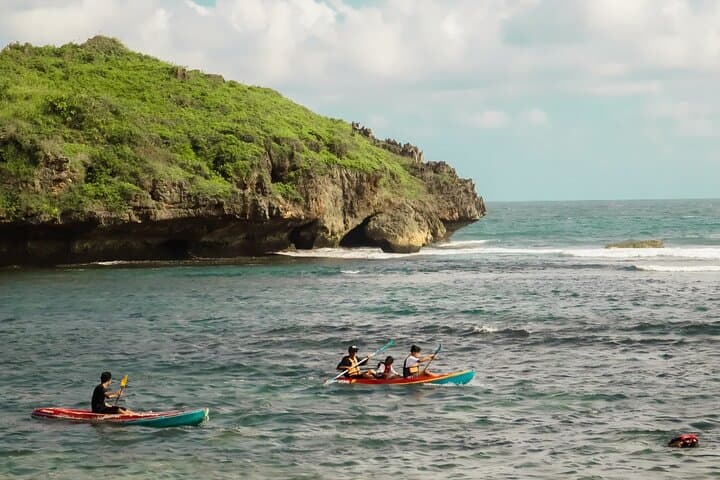 Canoe, Snorkel & Beach Day at Sadranan — Small-Group Trip from Yogyakarta photo 3