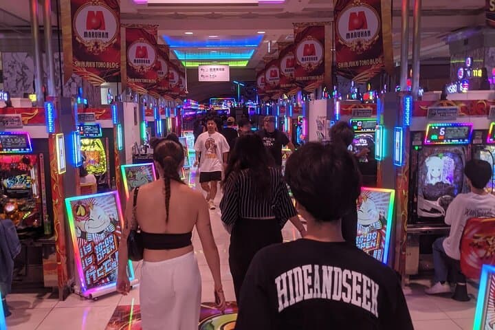 Shinjuku Night Tour & Pachinko: Backstreet Walk and Retro Gaming in Tokyo photo 4