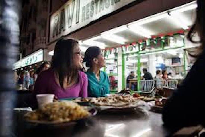 Private Old Dubai Walking Tour: Explore Al Fahidi, Souks & Abra Ride photo 6