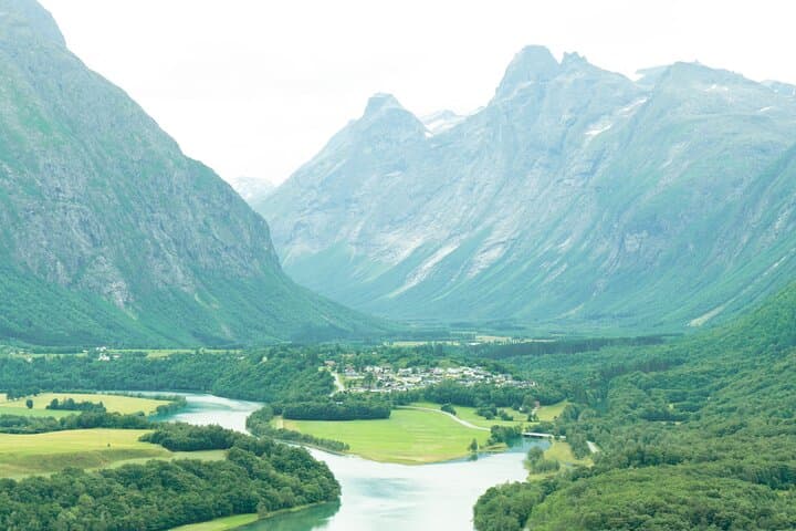 Romsdalsstigen Via Ferrata Introwall: Guided Intro Climb Above Åndalsnes photo 5
