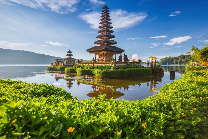 North Bali Full-Day Private Guided Tour: Bedugul, Rice Terraces & Monkey Forest photo 2