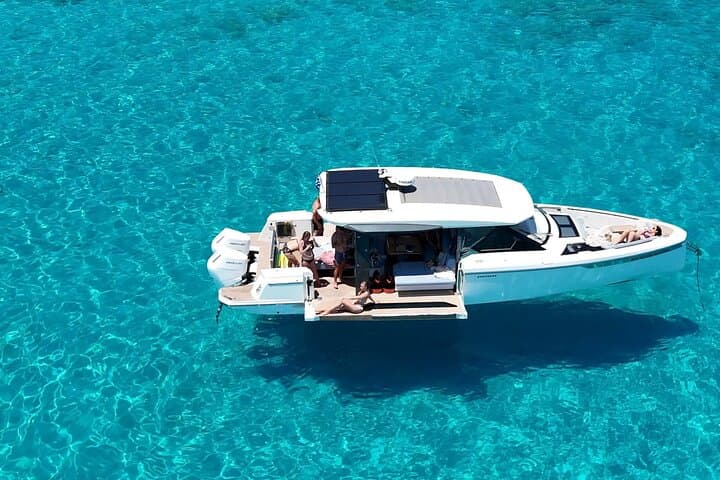 Private Yacht to Lindos: 8‑Hour All‑Inclusive Swim, Snorkel & Lindos Bay Experience photo 2