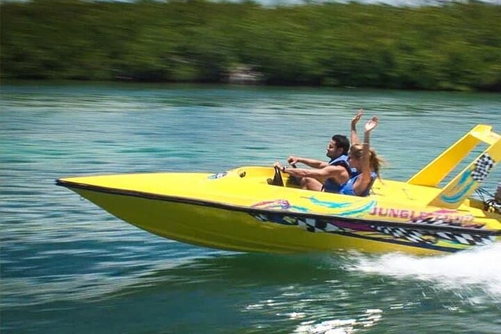 Drive a Speedboat and Snorkel Punta Nizuc Reef in Cancun