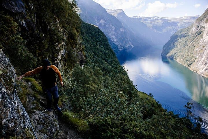 Skageflå Hike & RIB Adventure from Geiranger — Fjord Cruise to Mountain Farm