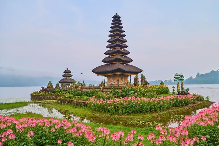 Celukan Bawang Shore Excursion: Ulun Danu, Twin Lakes & Banyumala Waterfall (5–6 hr)