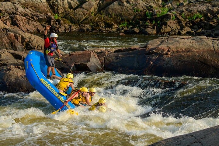 Ottawa River Sport Rafting — Class III–IV Day Trip (4–5 Hours) photo 2