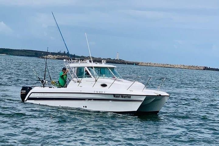 6-Hour Deep-Sea Fishing Charter in Kauai on a 26-Foot Glacier Bay photo 4
