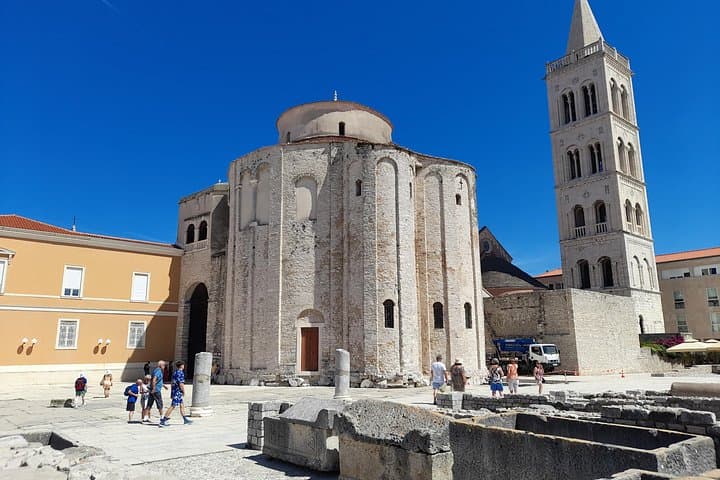 Zagreb to Zadar Day Transfer with Plitvice Lakes Visit — How to Plan the Perfect Stop