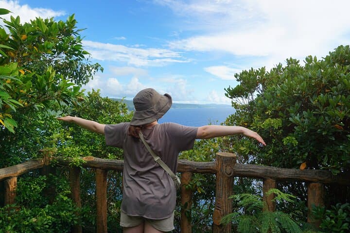 Private Okinawa Naha Photo and Sightseeing Adventure with a Local Guide
