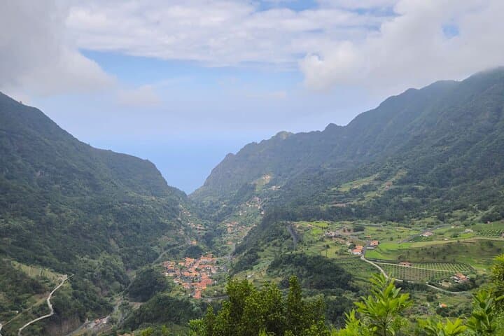 Levada dos Tornos Hiking Adventure: Full-Day Guided Levada Walk in Madeira photo 4