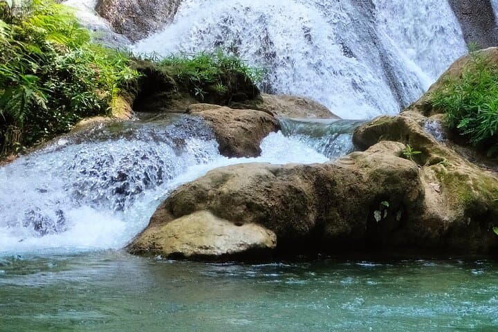 Sacred Caves, Waterfalls & Oaxacan Flavors: Gastronomy and Nature Tour in Huatulco photo 2