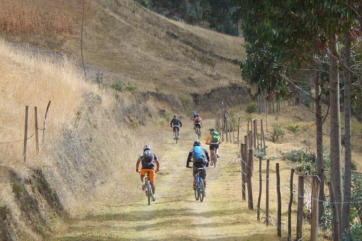 Andes to Amazon: 6-Day Multisport Adventure in Ecuador photo 6