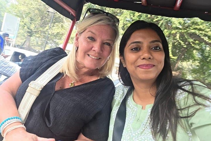 New and Old Delhi Private Day Tour with Female Guide — Rickshaw Ride, Monuments & Markets photo 2